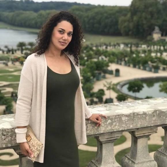 Poshmark profile picture for @republic